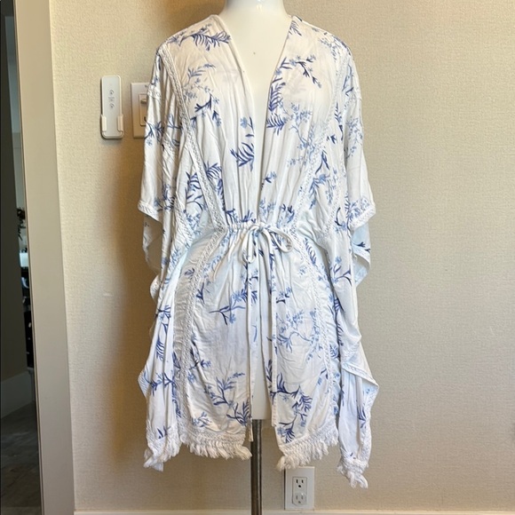 Lysse Other - White and Blue Floral Kimono Coverup